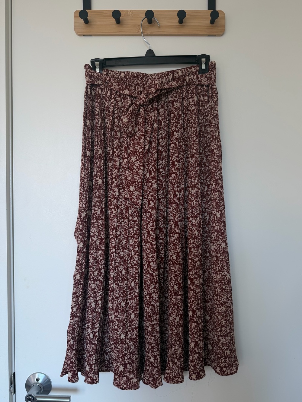 Tie-Waist Floral Maxi Skirt - Burgundy